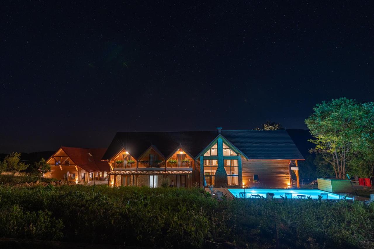 Pension Mrzlin Grad Korenica Exterior foto