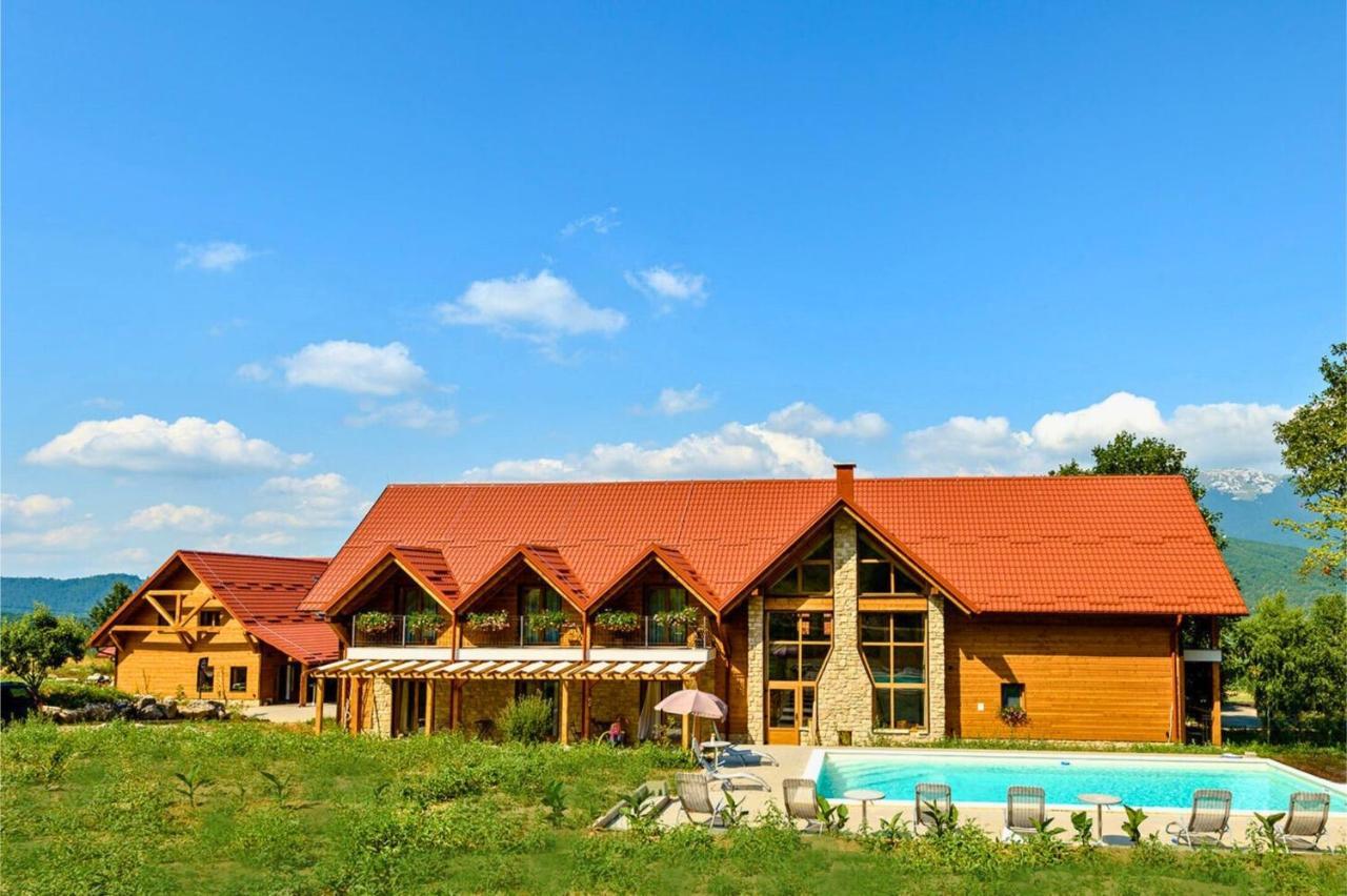 Pension Mrzlin Grad Korenica Exterior foto